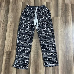 black + white snow flake fuzzy pajama pants ❀✿＊*.